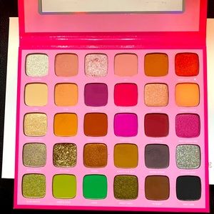 Morphe X Jeffree Star Makeup Palette